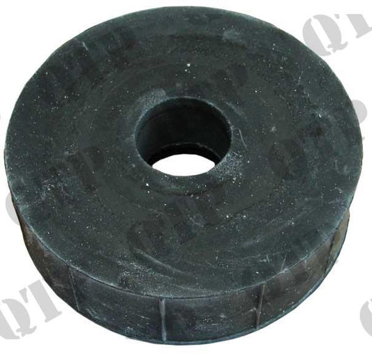 Cab Mounting John Deere 50 Series 6000 10 20 Also 7000 7010 Series 2140 - 3640 & 3800 tele 5400 5500 5620 - 5820 & 7430 7530 **4 per tractor** ** Isolator is 59329 ** R111173, VPM9070, B78609, 6541204