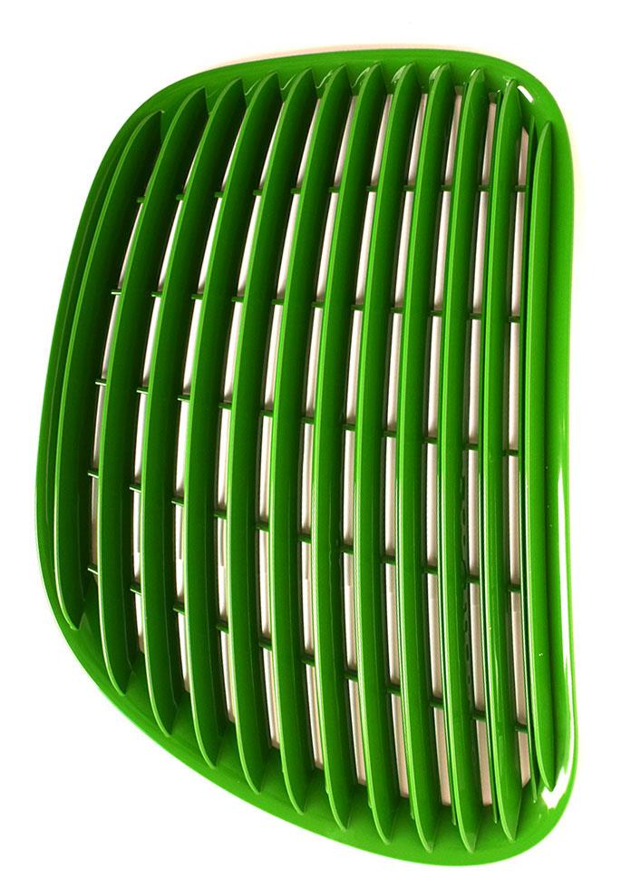 Bonnet Grill RH John Deere 6020 6120 6220 6320 6420 6420S SE6220 SE6320 SE6420 SE6520 SE6620 RH ** 4 Cylinder Panel ** ** 58755 is 6 Cylinder Panel **- L157394