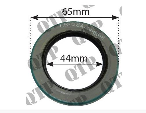 Transmission Input Seal PowerQuad John Deere 6100 - 6900 6010 - 6910 6020 - 6920 6910S 6110SE - 6610SE 6020SE - 6620SE 44x65- RE39354