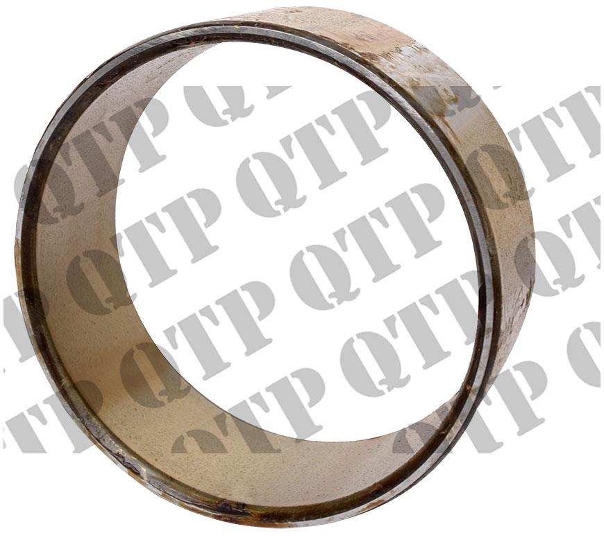Pivot Bush, Front Axle Sleeve Ford 40 Case Carraro Also Case CX70/80/90 ** Suits 43258 ** ID 104.8mm OD 114.9mm Height 44mm- 9967993 3541396M1 6500329C1, D142883 0.900.0703.7